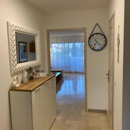 Superbe 2 Pièces Moderne Refait à Neuf, Piscine ! Appartement *