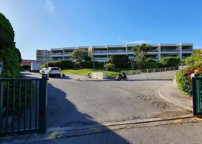 Апартаменти Superbe 2 Pieces Moderne Refait A Neuf, Piscine ! Антіб